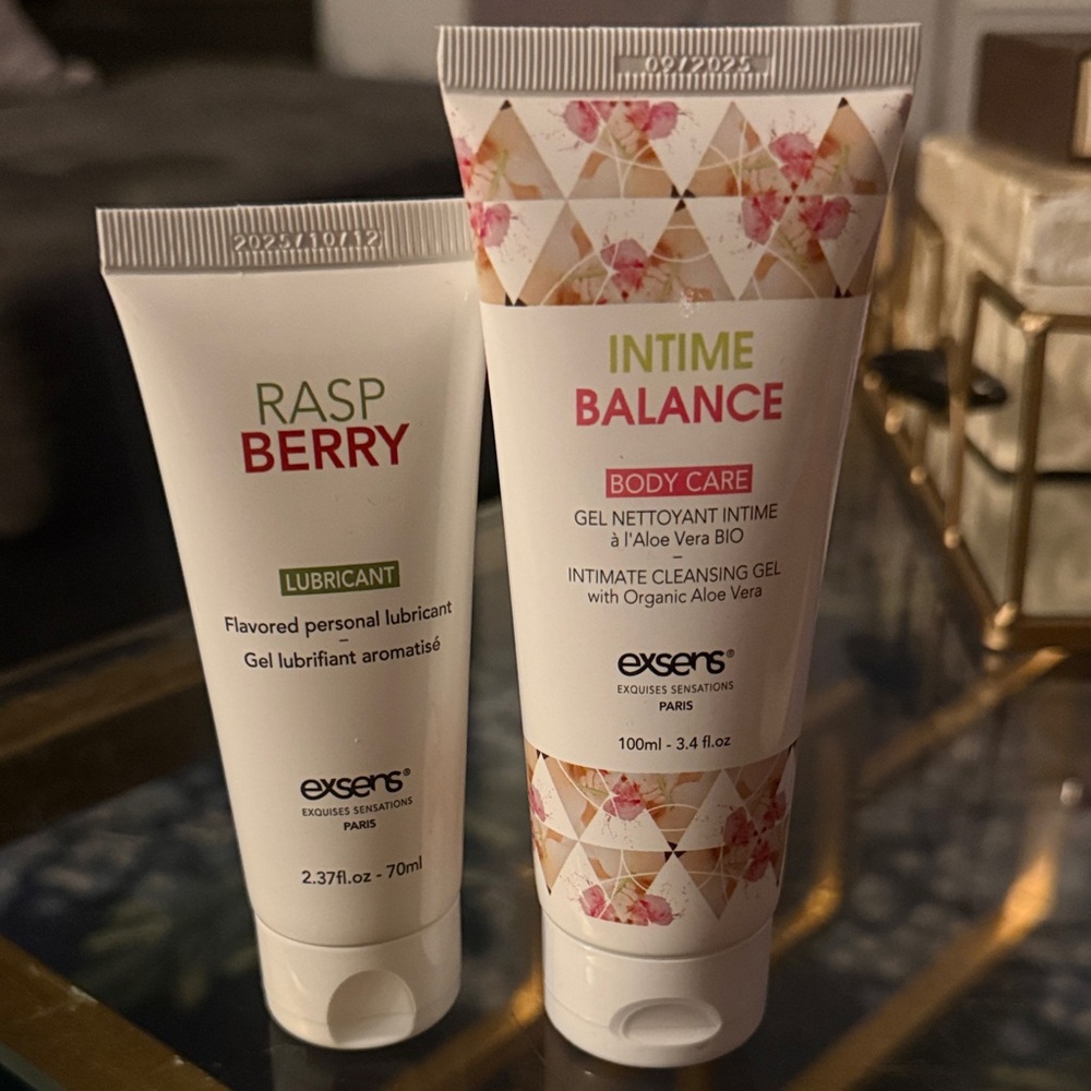 Unopened Raspberry Lubricant & Intime Balance Cleansing Gel - White/Pink